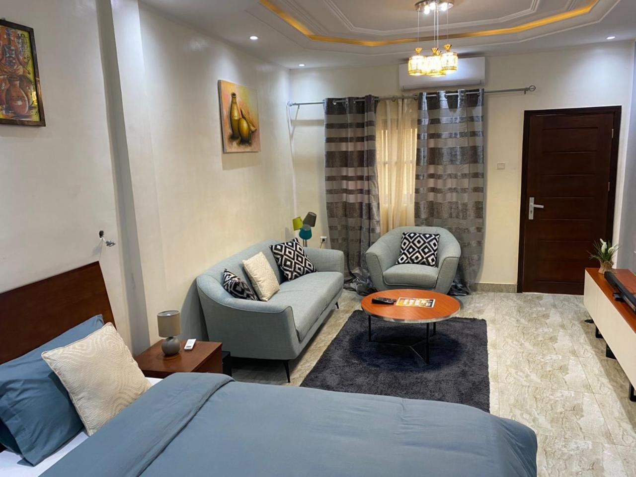 Gilles Golden Palace Abomey-Calavi Екстер'єр фото